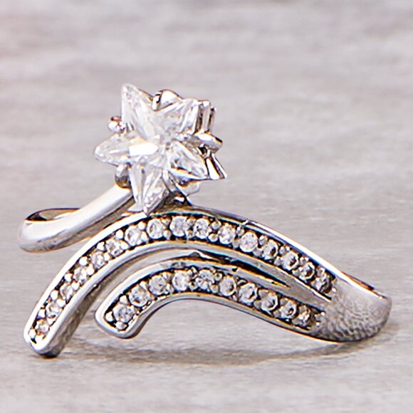 Star ring by Charmed Aroma, size 6, Celestial Ring Collection - Picture 8 of 8